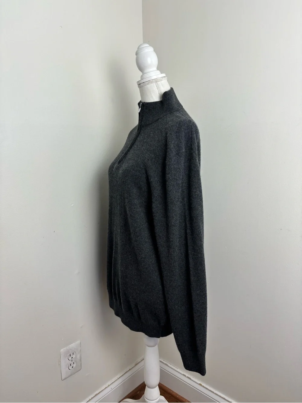 Quince Mongolian Cashmere Quarter Zip Sweater In Charcoal Size Large
